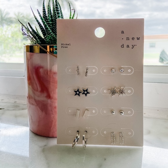 8 Pair Earring Set - Picture 1 of 1